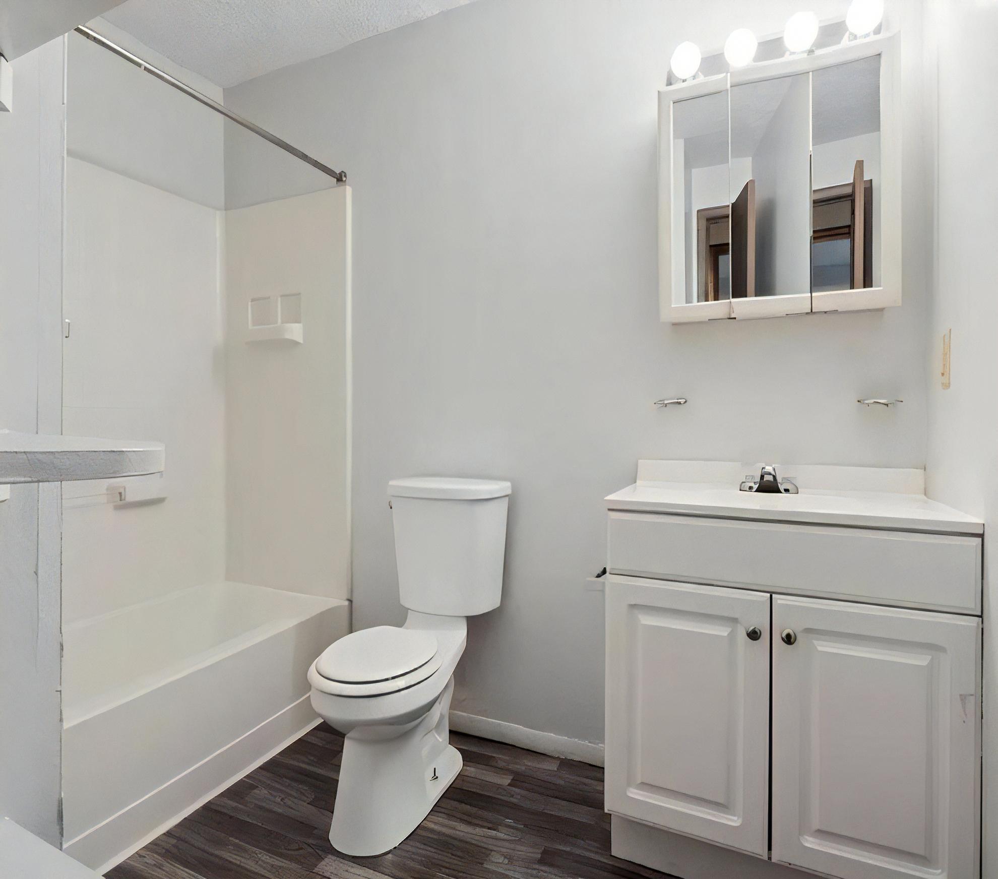 1219 E Perkins Ave – photo 4