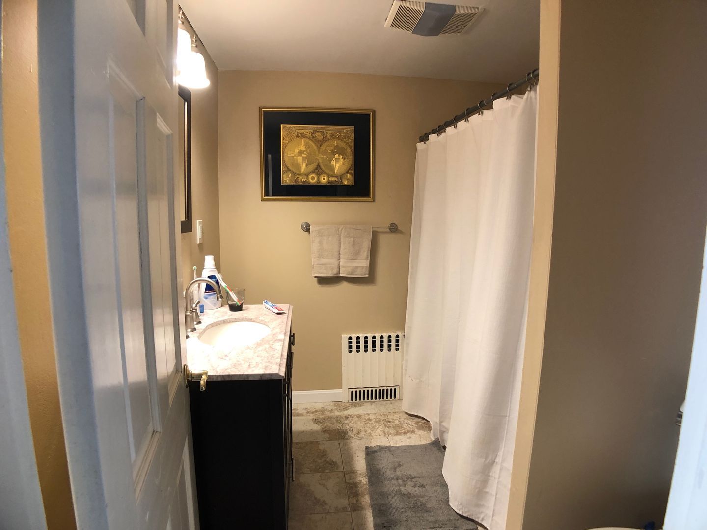 88 Hawthorn St – photo 5
