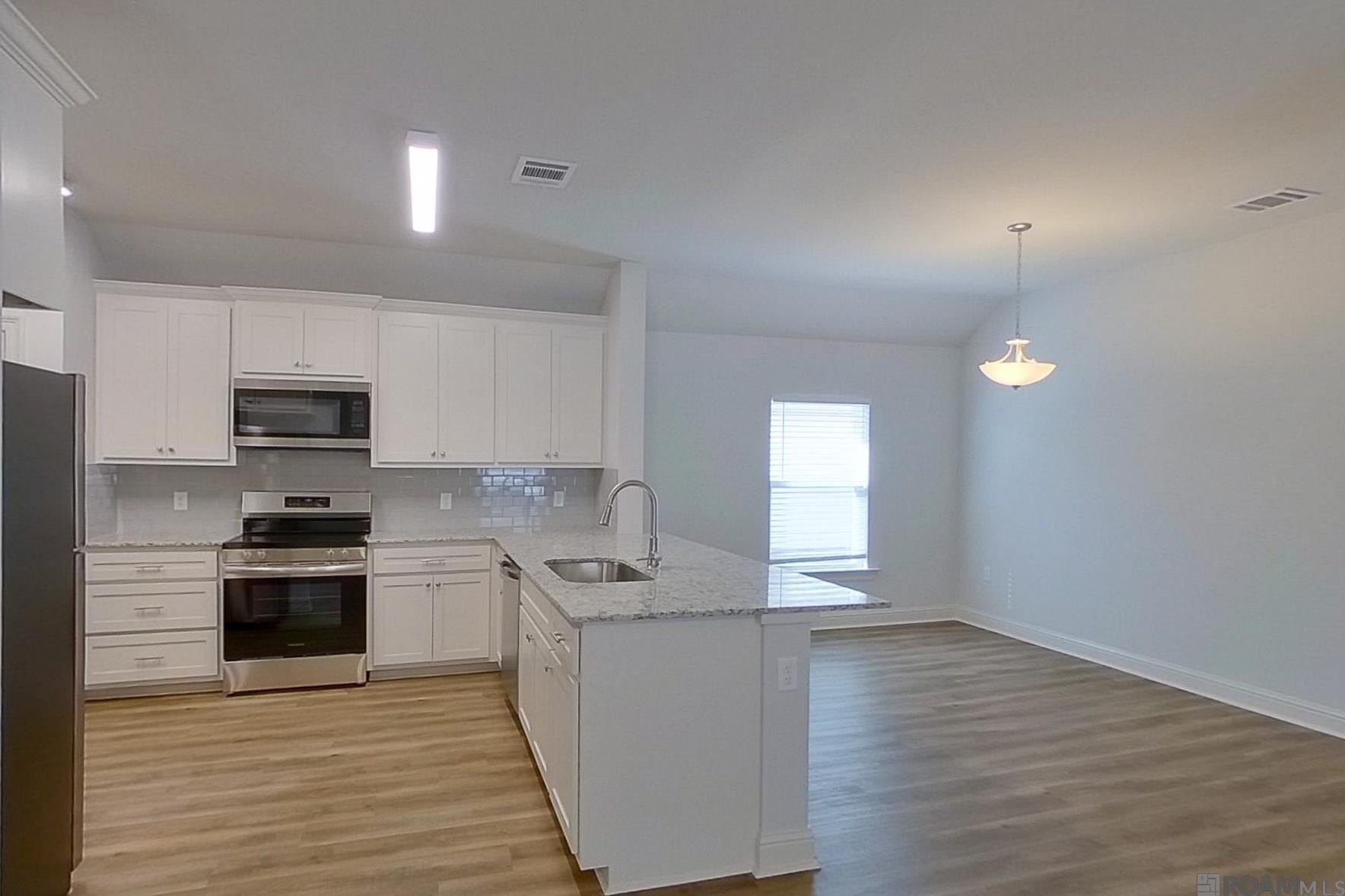 17617 Carlisle Ave – photo 4