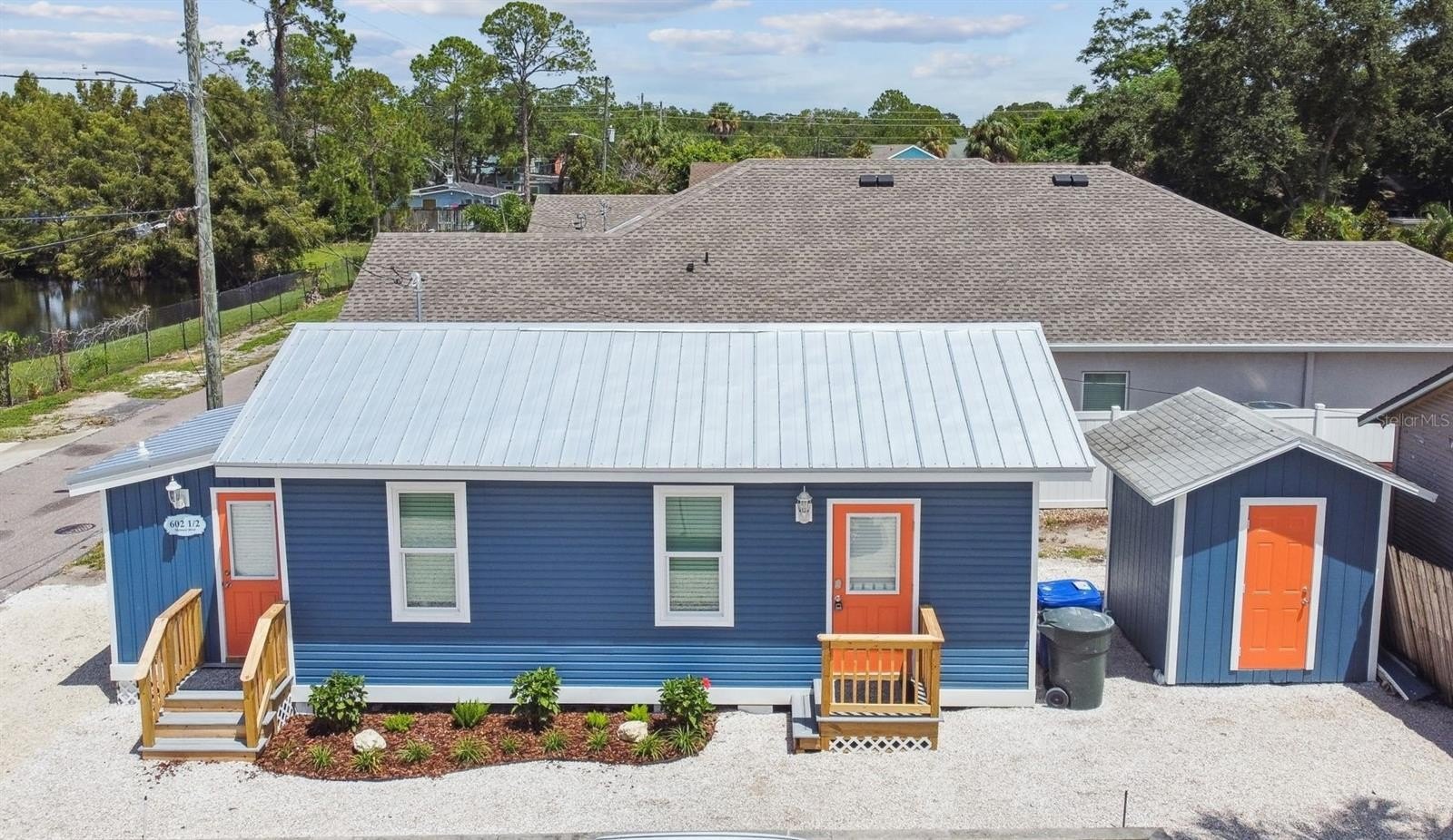 602 1/2 Skinner Blvd – photo 2