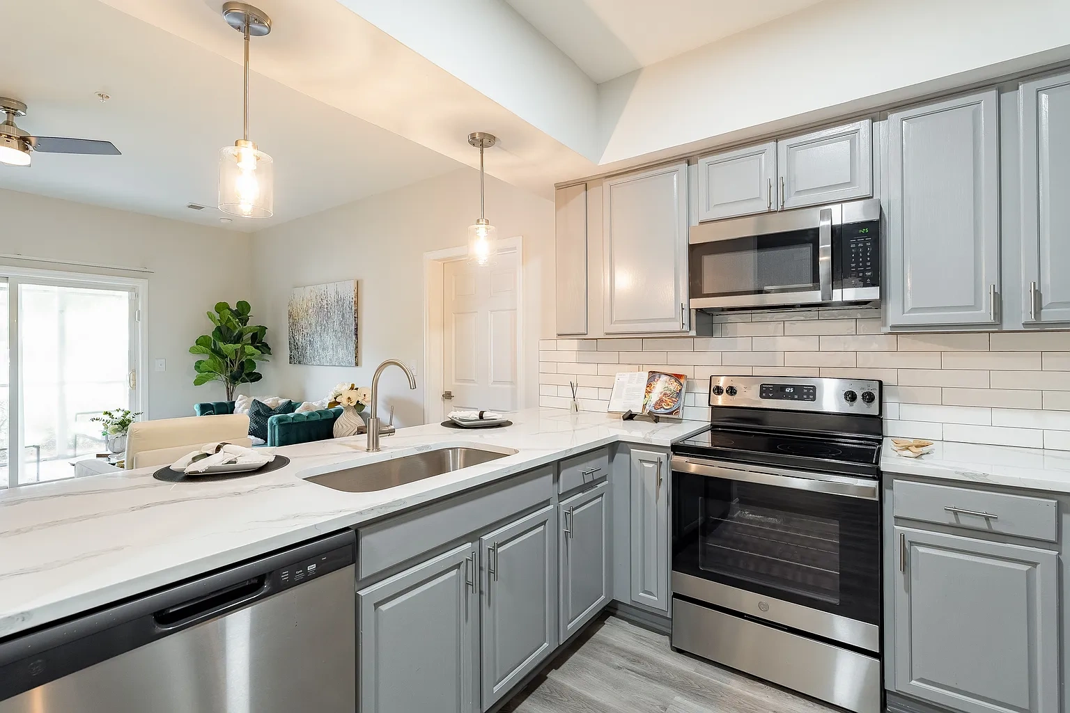 Faris Residences Goose Creek – photo 3