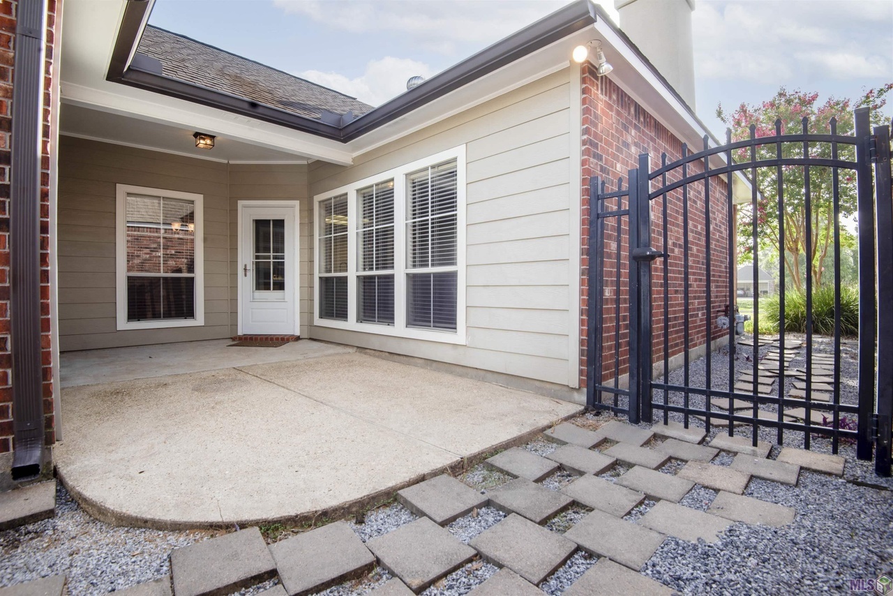 4925 Summa Ct – photo 2