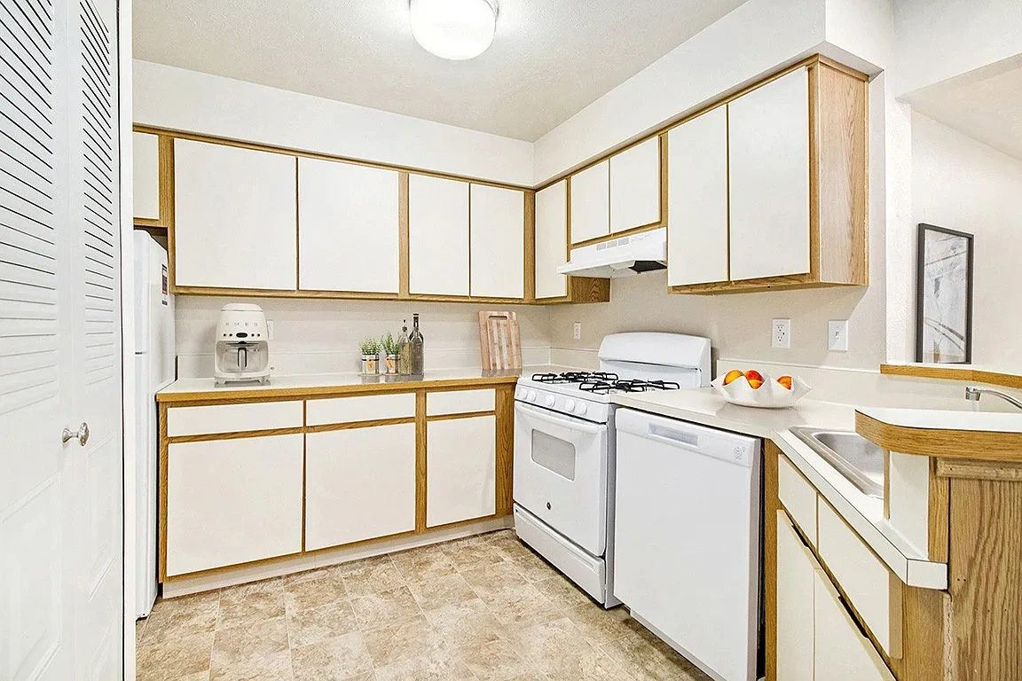 South Bridge Apartments – photo 3