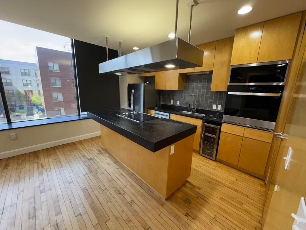 106 N High St #401 – photo 3