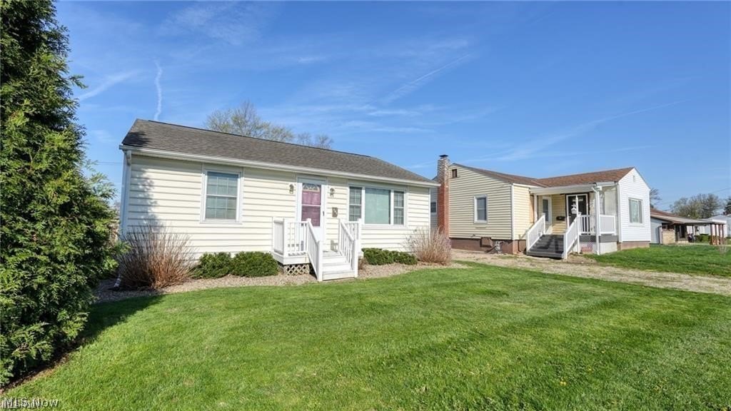 2411 Bell St – photo 2