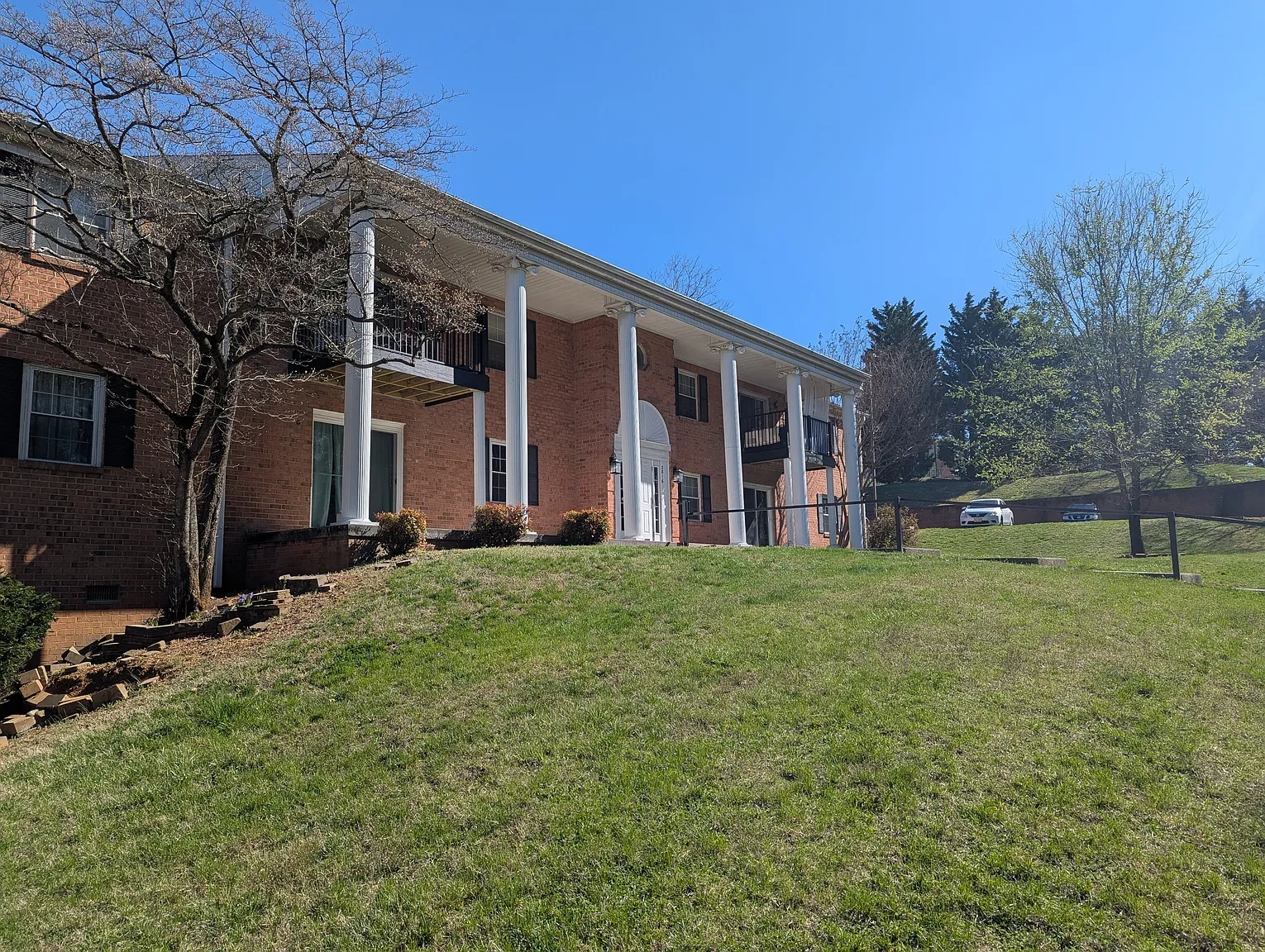 Brandon Point Apartments – photo 3