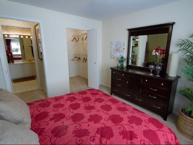 860 W Panorama Dr – photo 2
