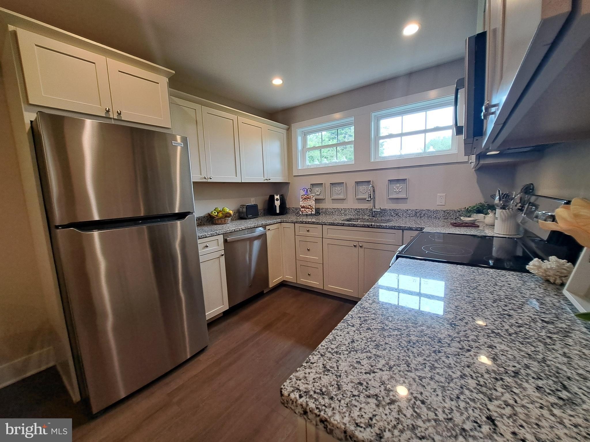 15550 New Rd – photo 4