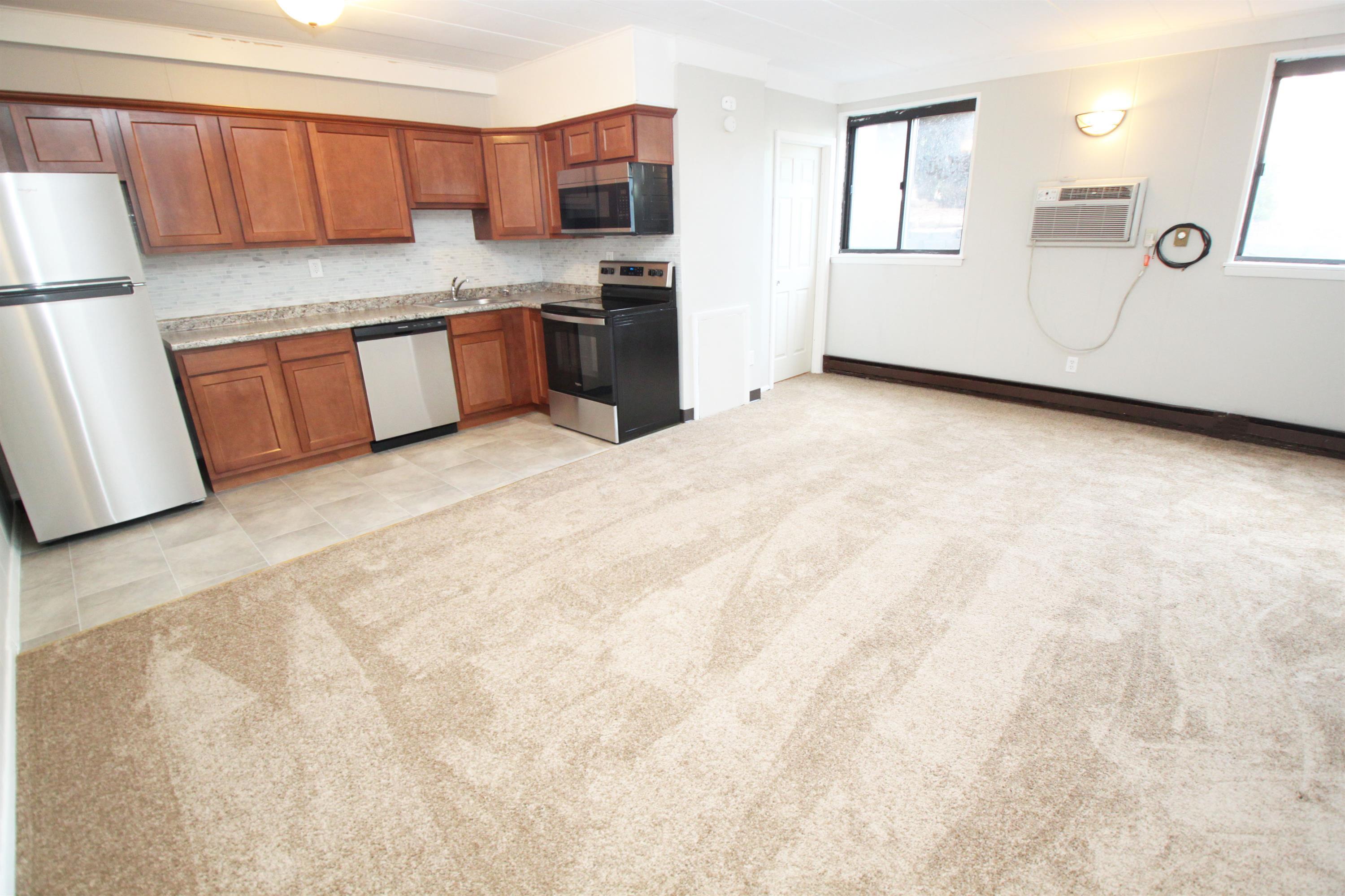 504 Orchard Ave unit 3 – photo 3
