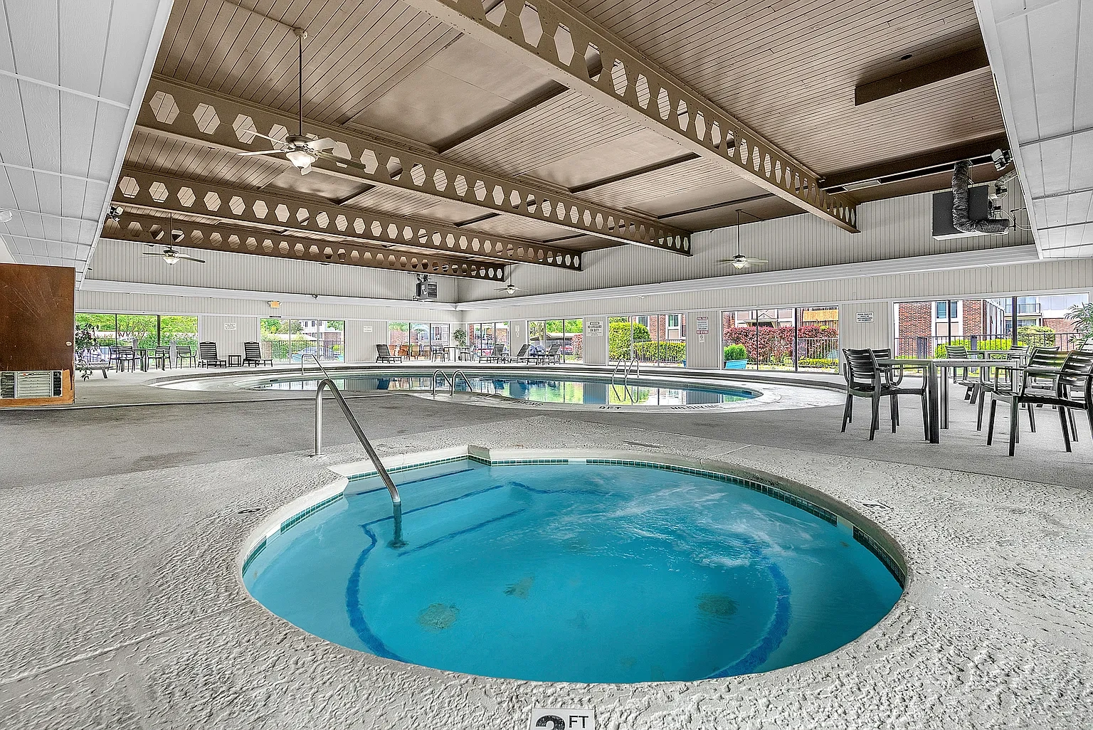 Camelot Place – photo 4