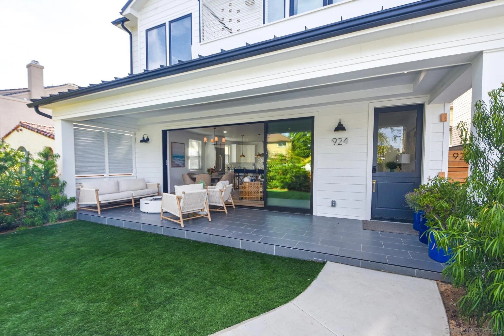 924 D Ave – photo 3