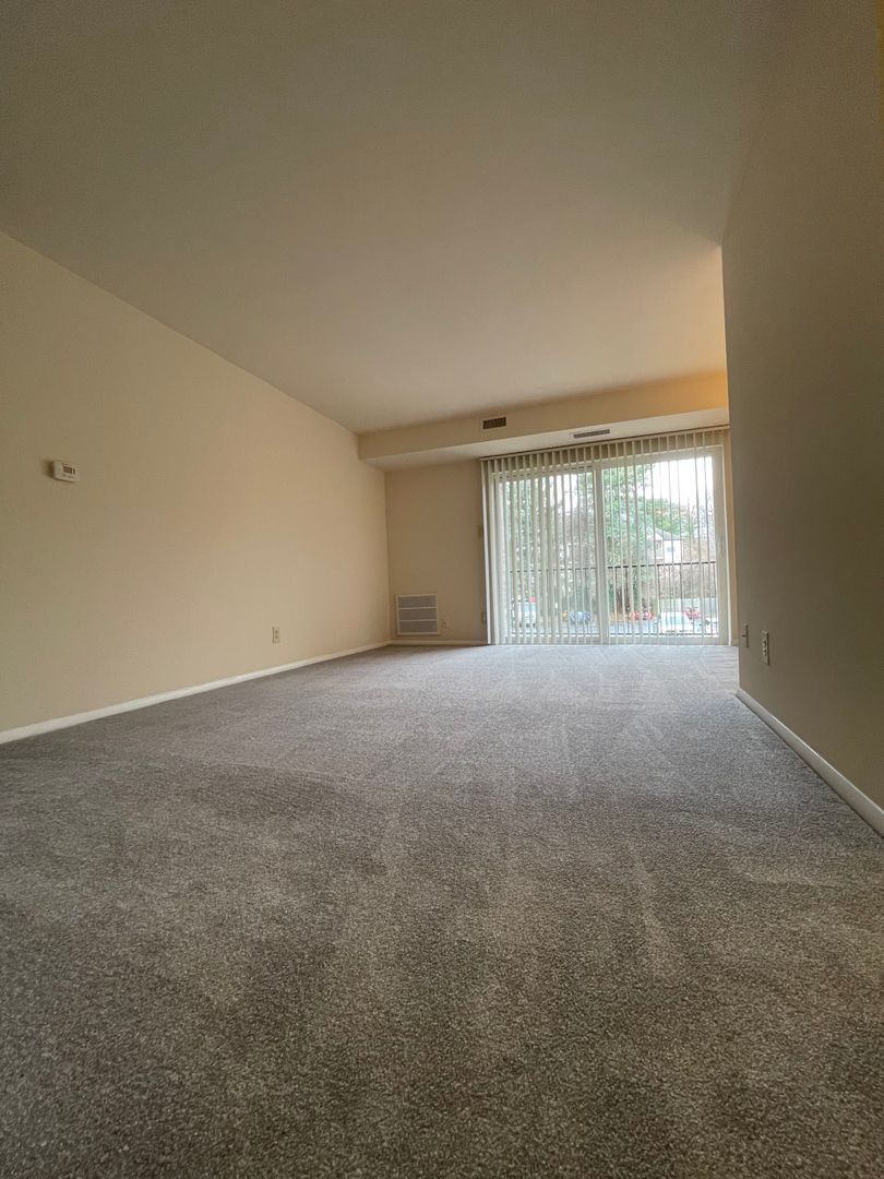14207 Grand Pre Rd unit 14210 #204 – photo 4