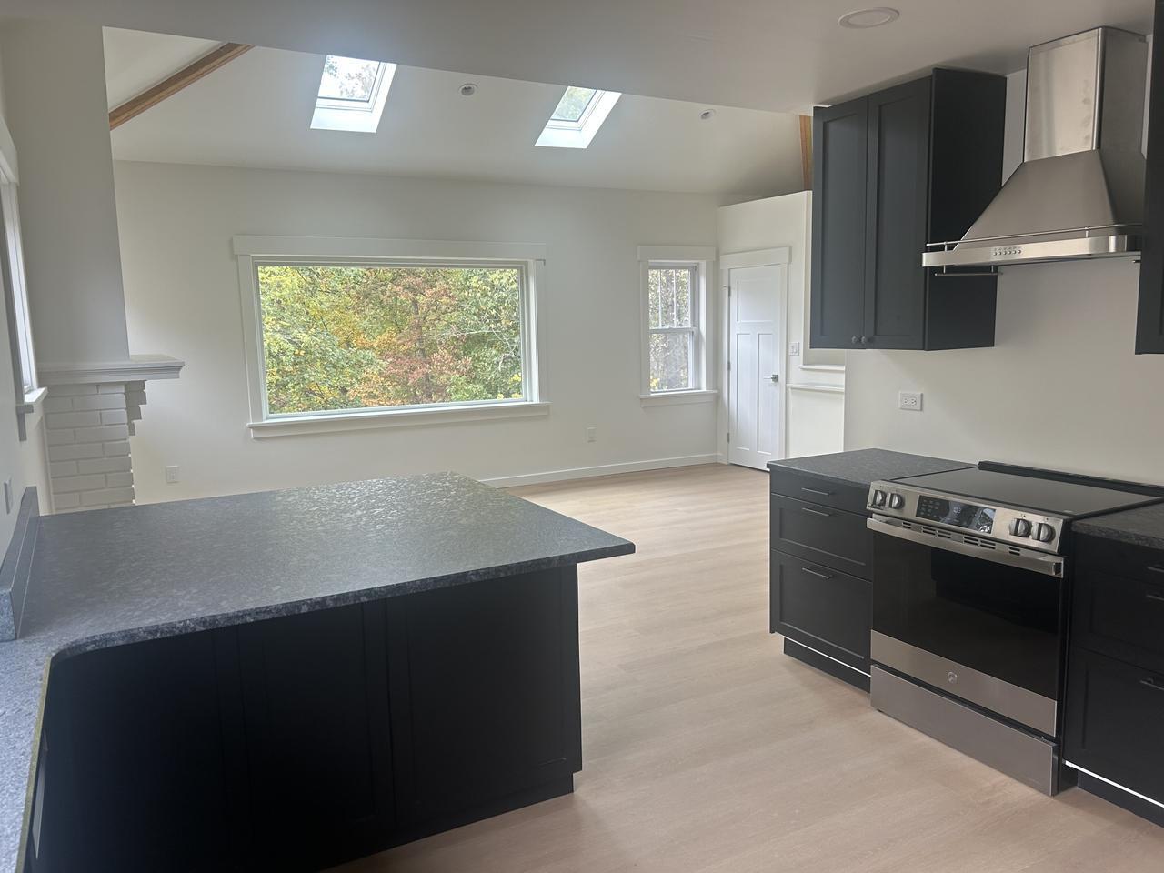 1027 Lancaster Ave unit 2 – photo 1