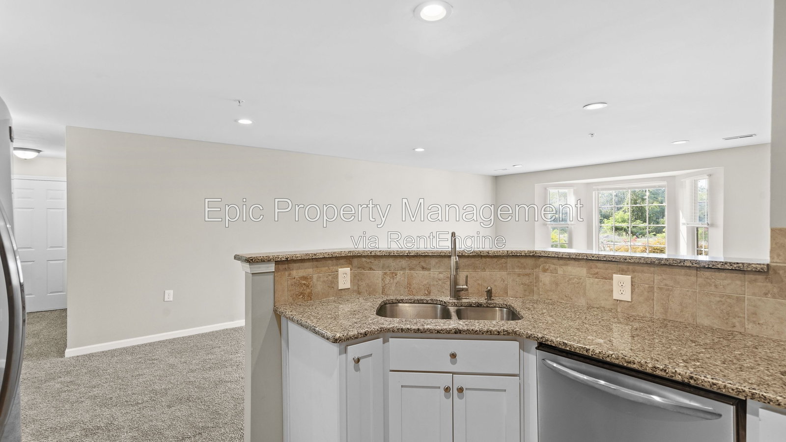 4106 Rosalia Ln – photo 3