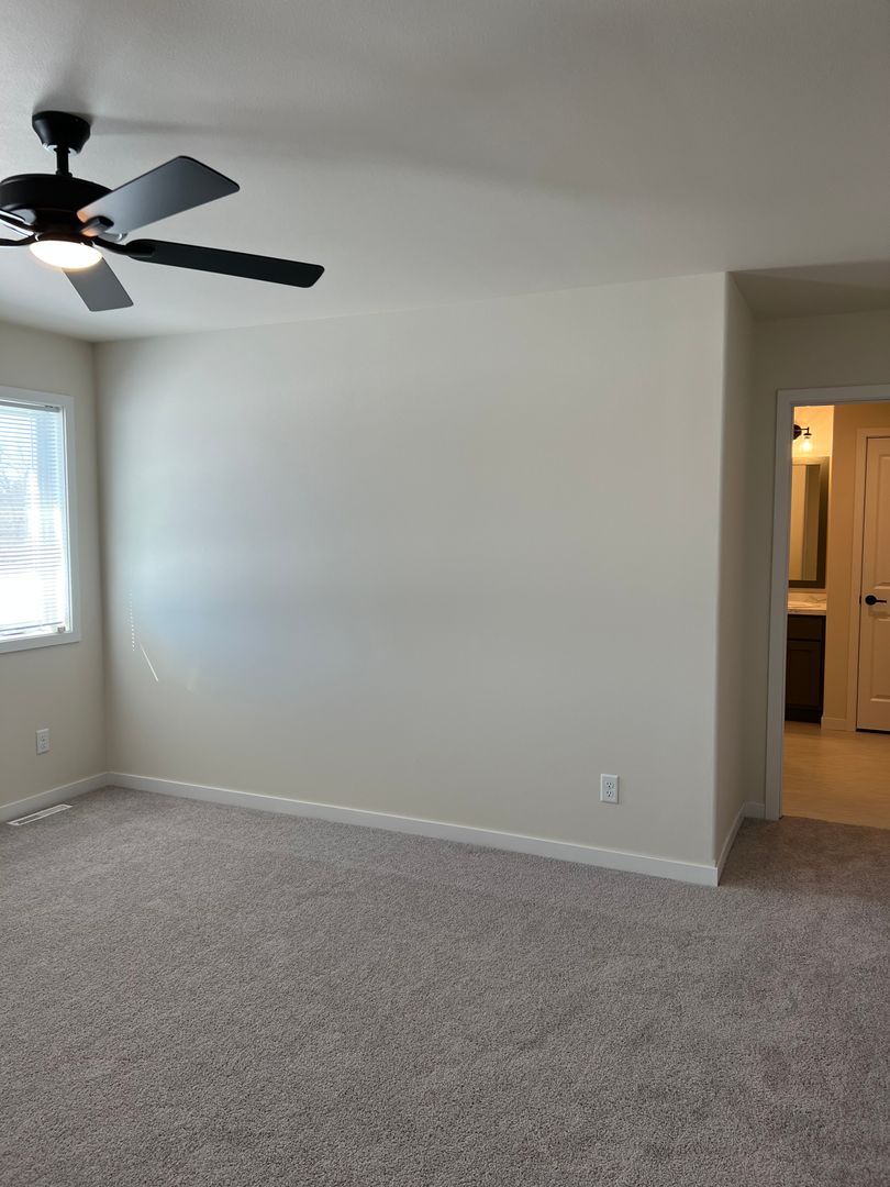 1360 Goldenwood Dr – photo 5