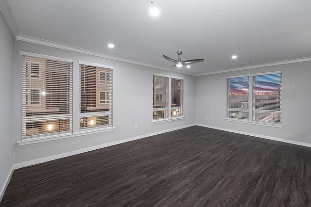 Fairfield Metro At Mineola – Floor plan