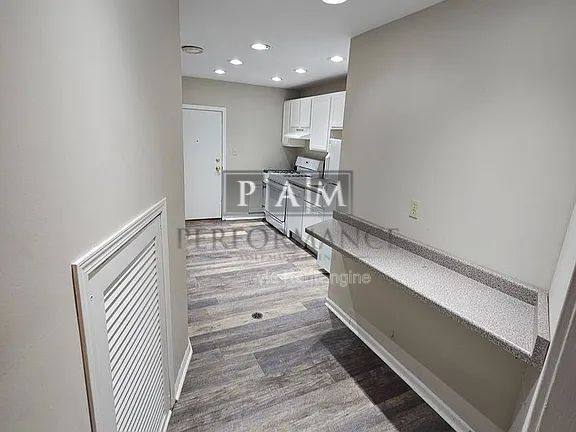 2028 W Michigan St – photo 3