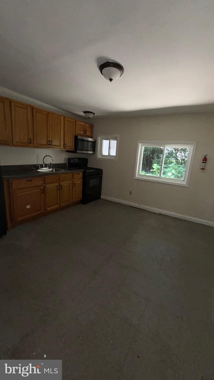 405 E Rittenhouse St – photo 4