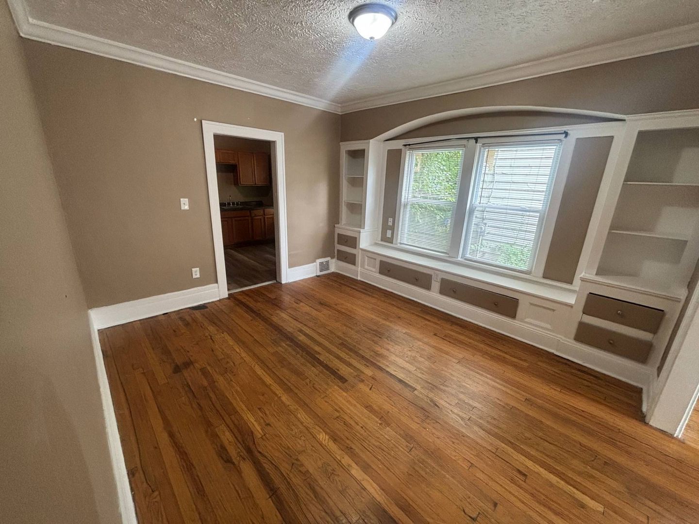 3301 E 143rd St unit unit 1 – photo 4