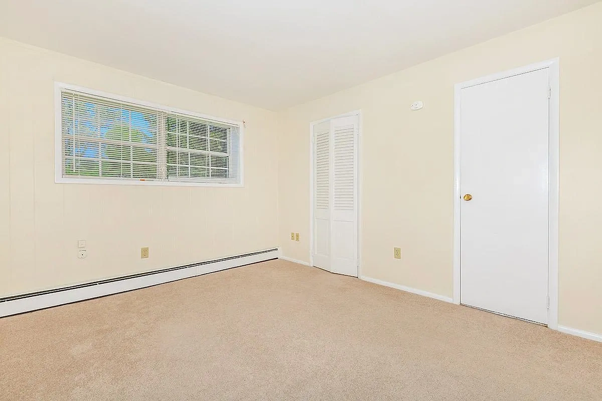 Village Apartments – photo 3