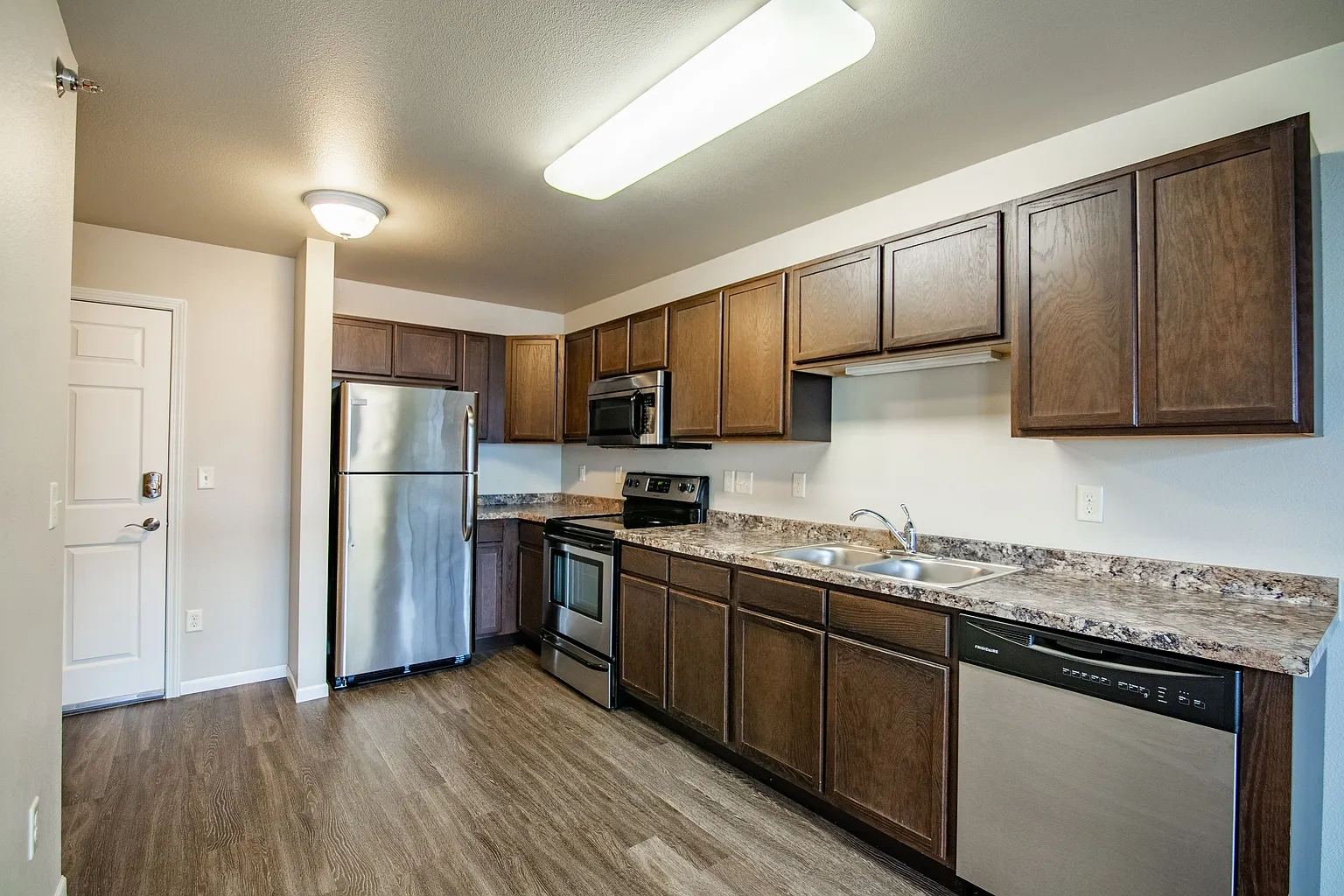 Creekside at Osgood Apartments – photo 2