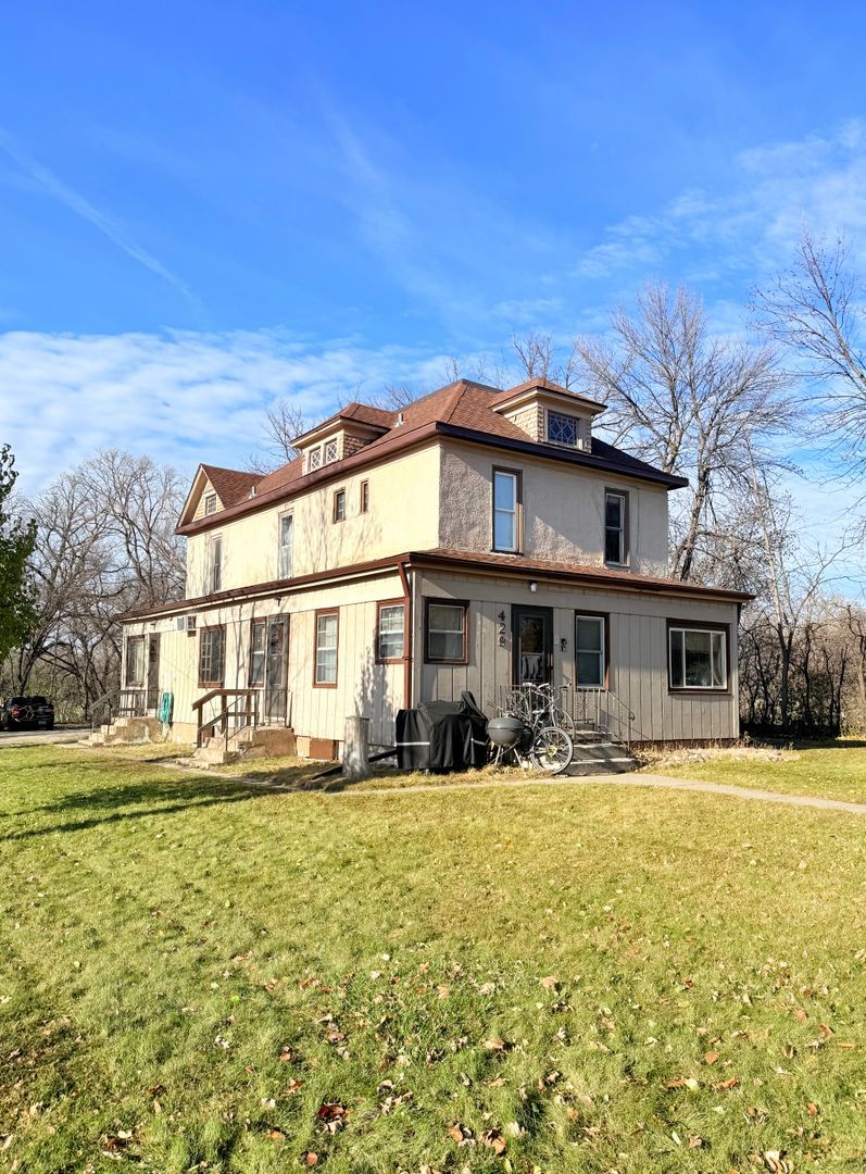 429 4th St S unit 7 – photo 1