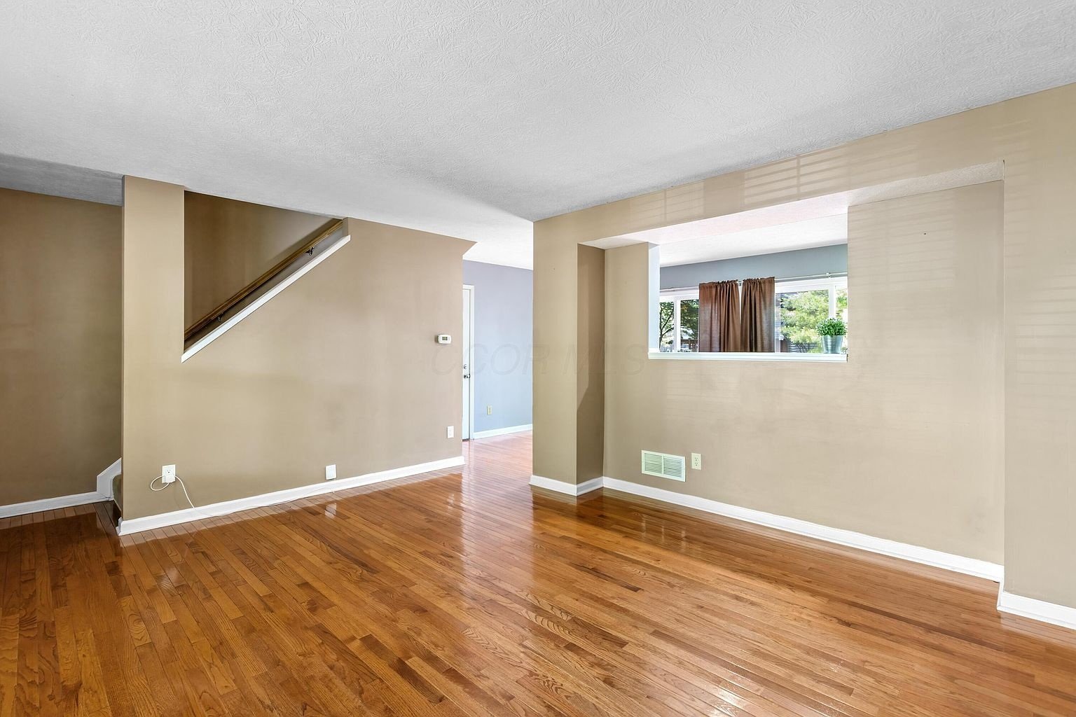 7701 Kelvinway Dr – photo 2