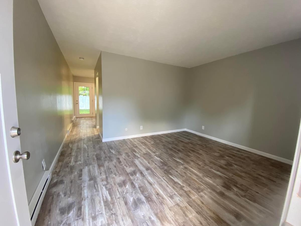 303 Forest Ln – photo 1