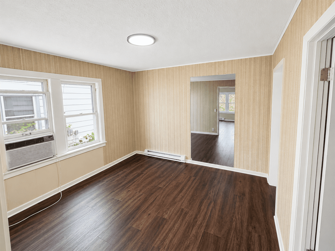 578 Dearborn Ave unit 1 – photo 4