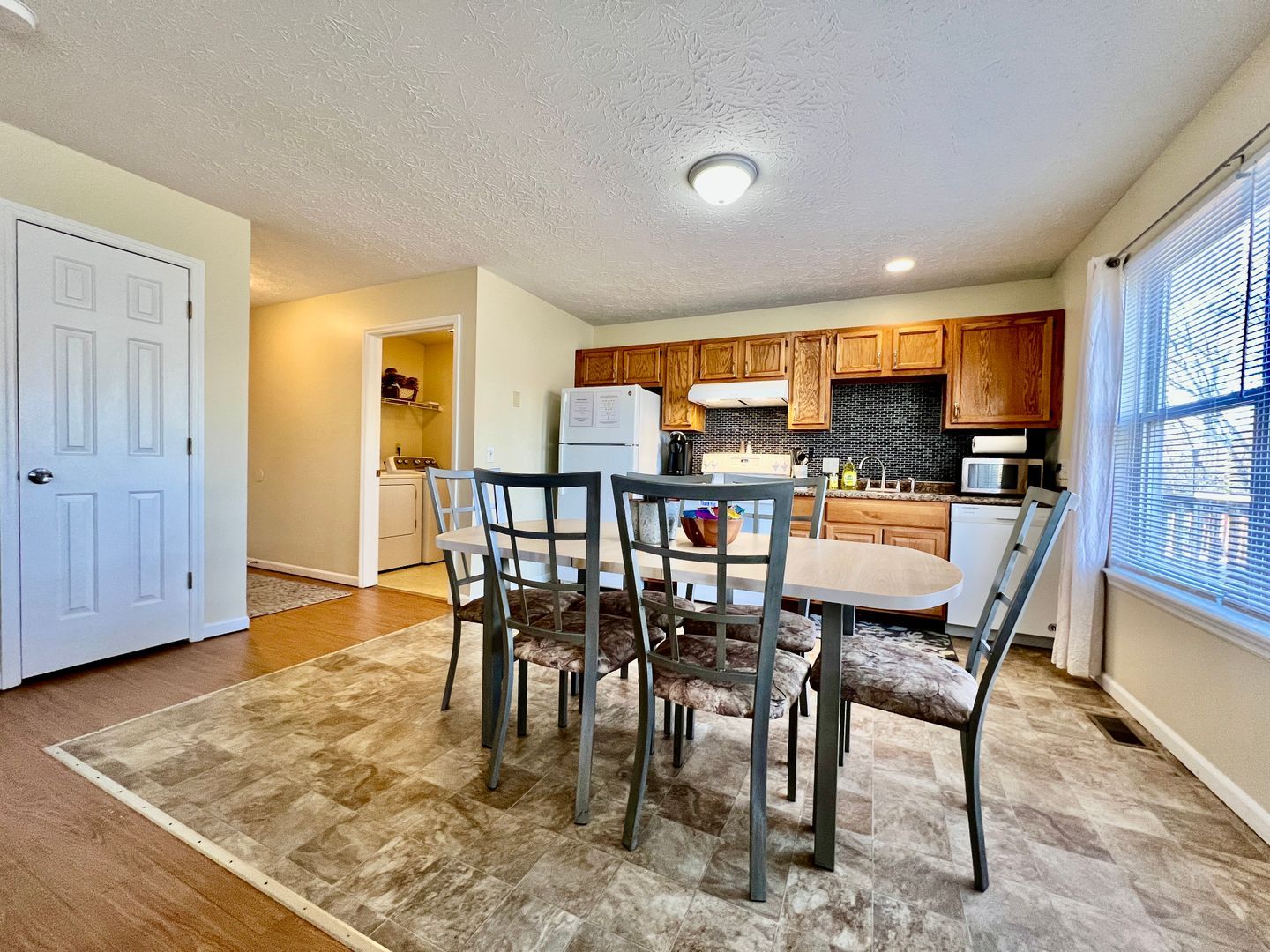 260 Overbrook Ct – photo 5