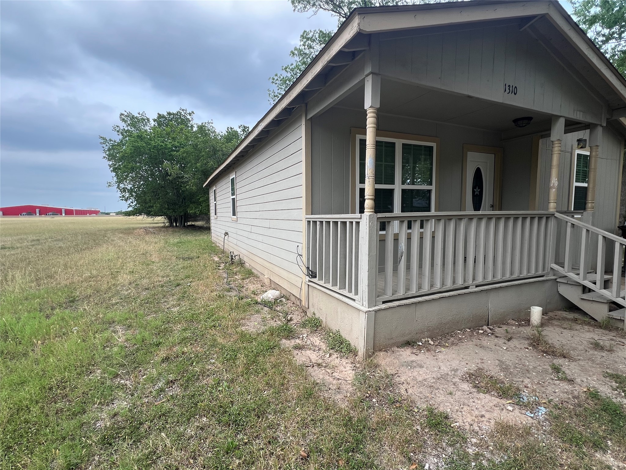 1310 Torres St – photo 3