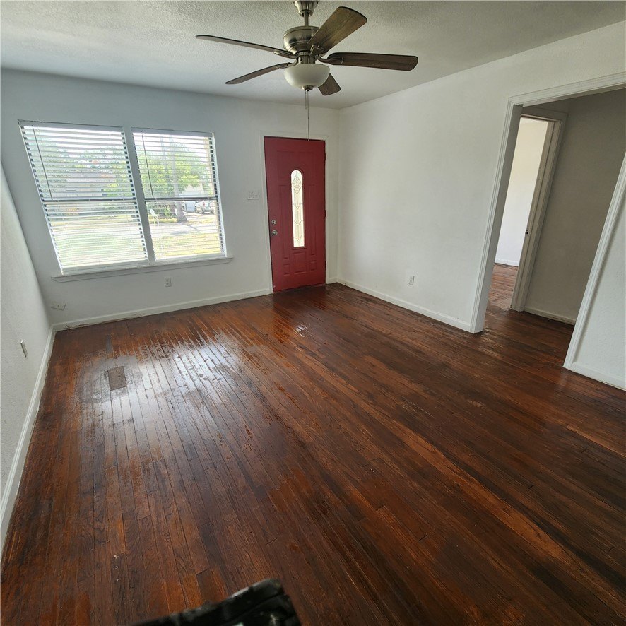 1209 Miami Dr – photo 3