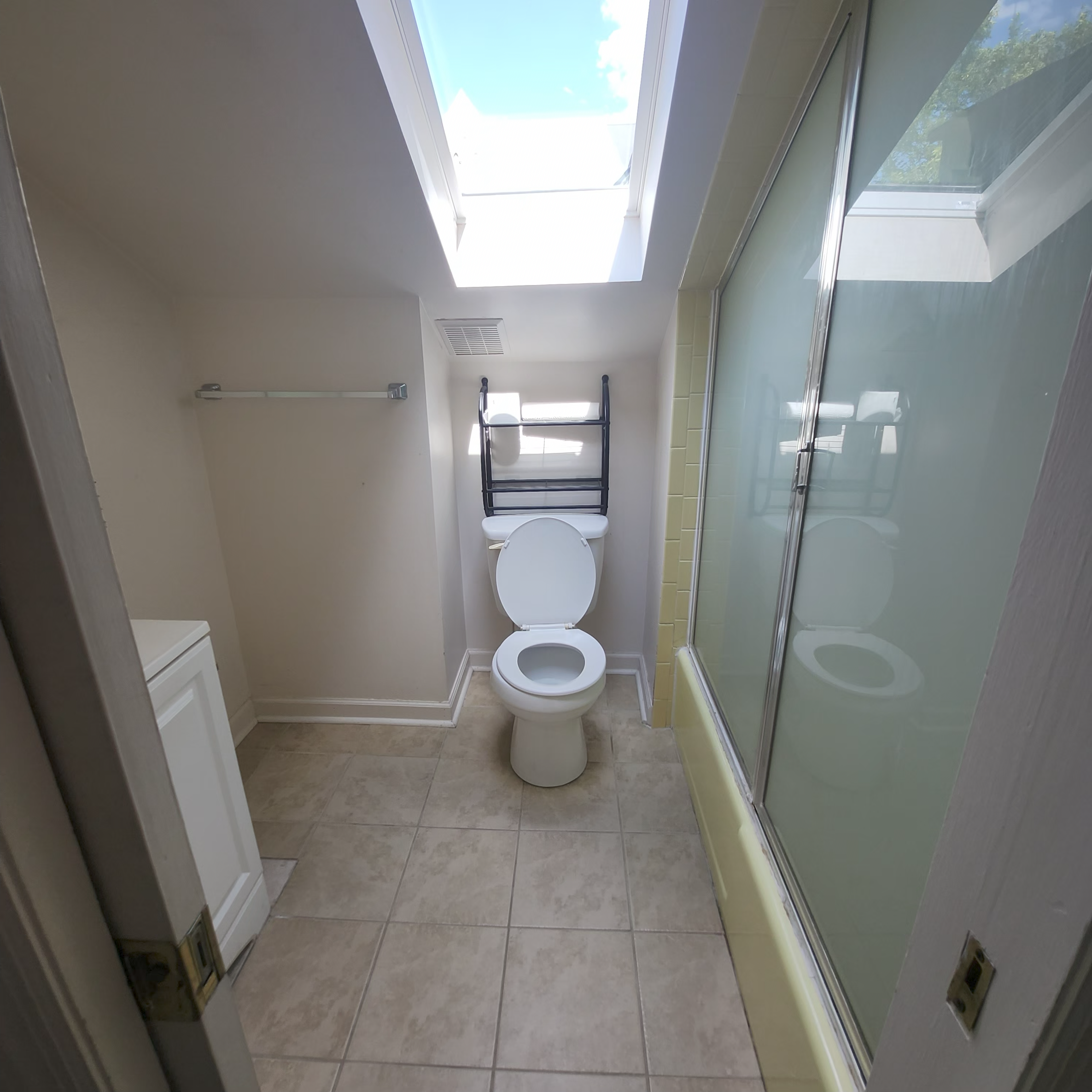 1304 Liverpool St unit 3 – photo 4