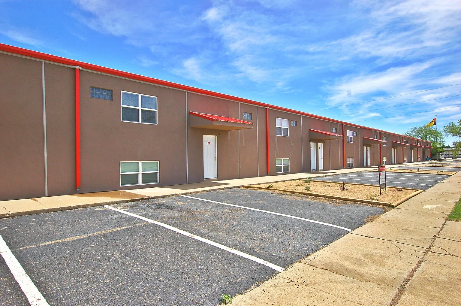 Welcome to Coronado Crossing Modern Comfort in Central Lubbock – photo 2