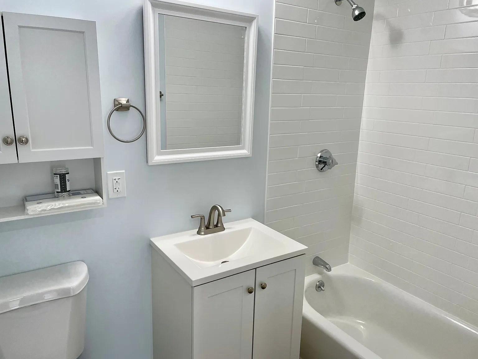 135 Quincy Ave – photo 1