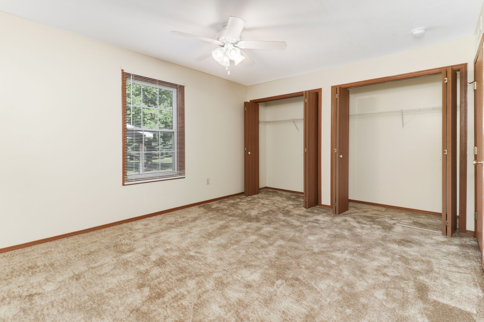 1 Christopher Way unit 3-10 – photo 2