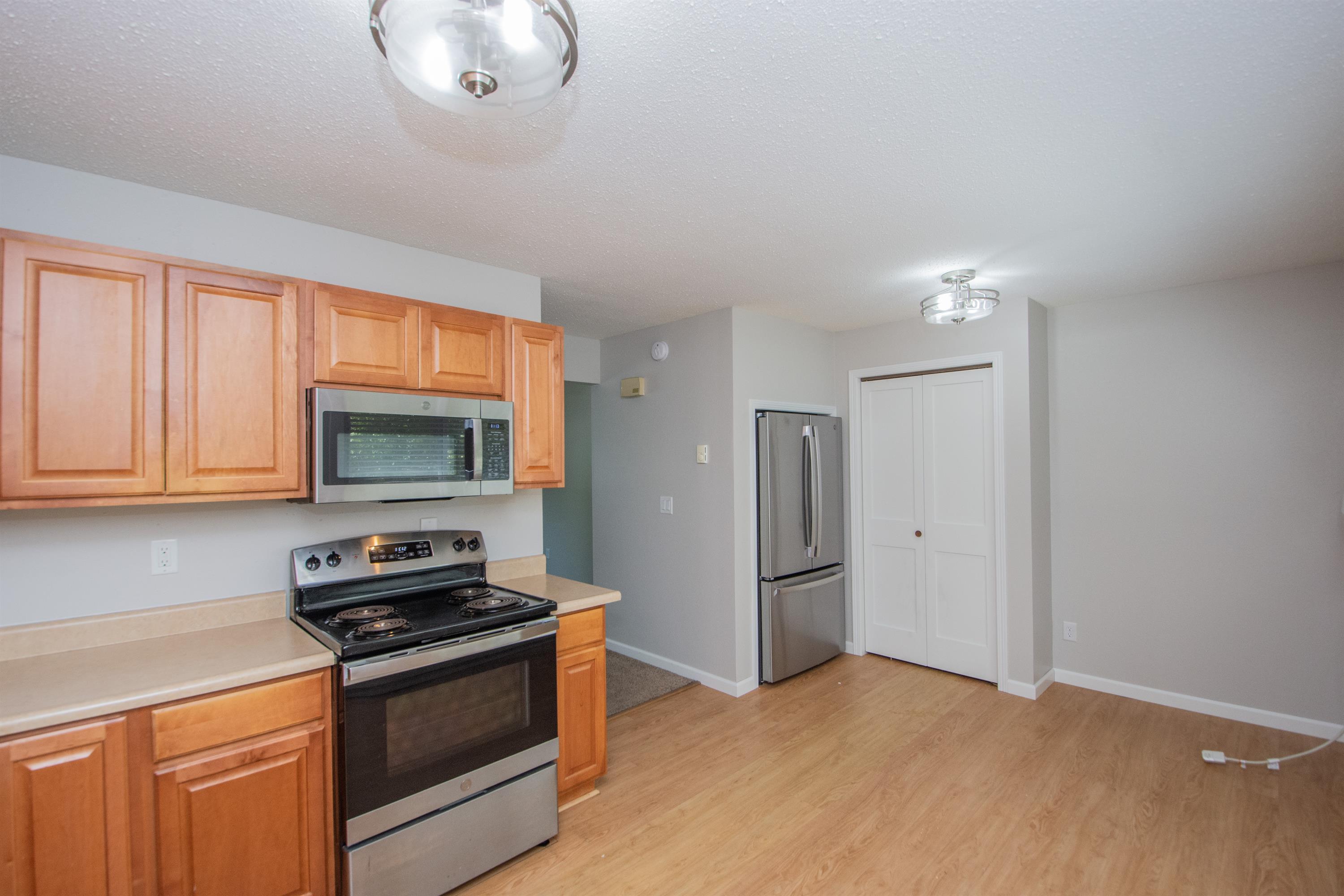 909 12th St N unit 2 – photo 5