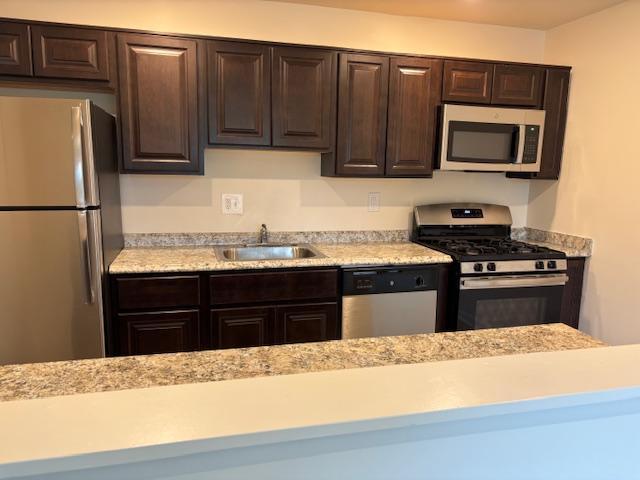 602 Oakland Hills Dr unit 301 – photo 2