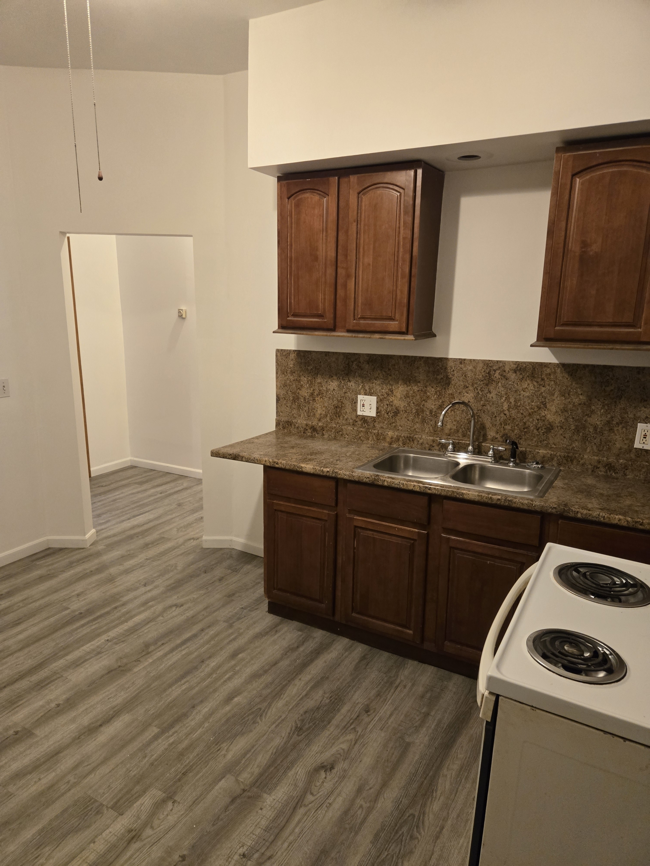 114 Hedges St unit 1 – photo 4
