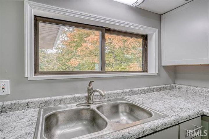 1342 W Dupont Rd – photo 4