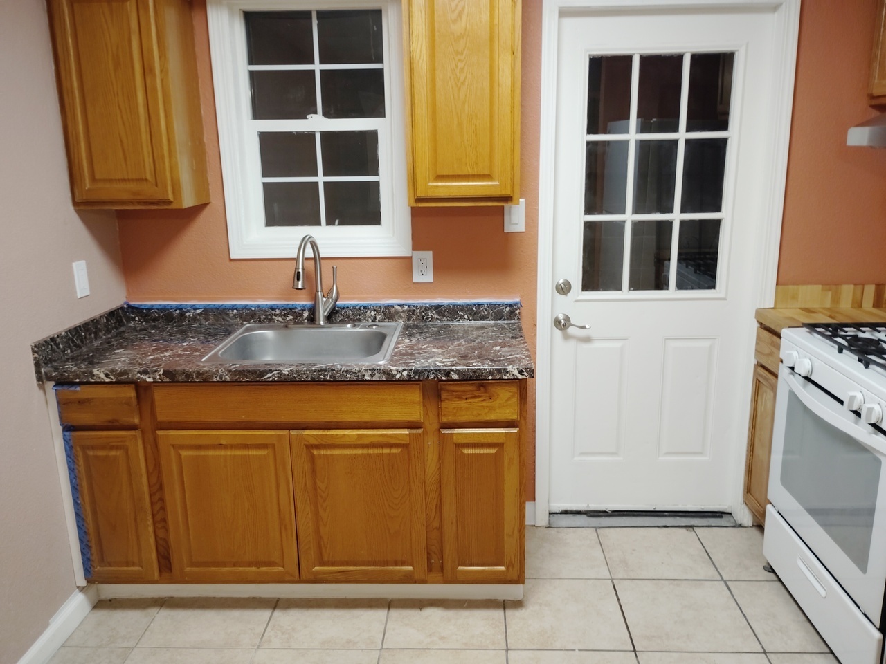114 W Wetmore St – photo 2