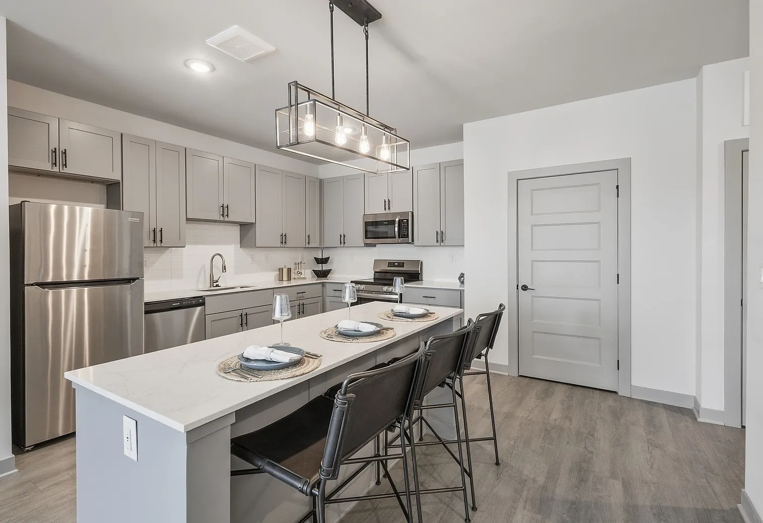 The Warren Apartments – photo 4