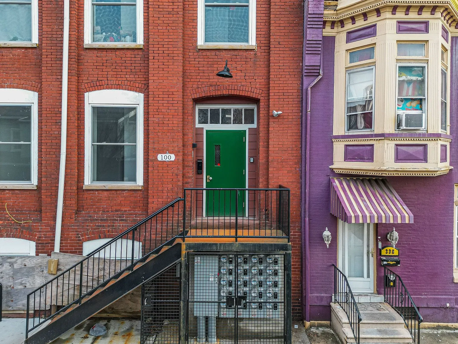 Multi-family building - Center City – photo 4