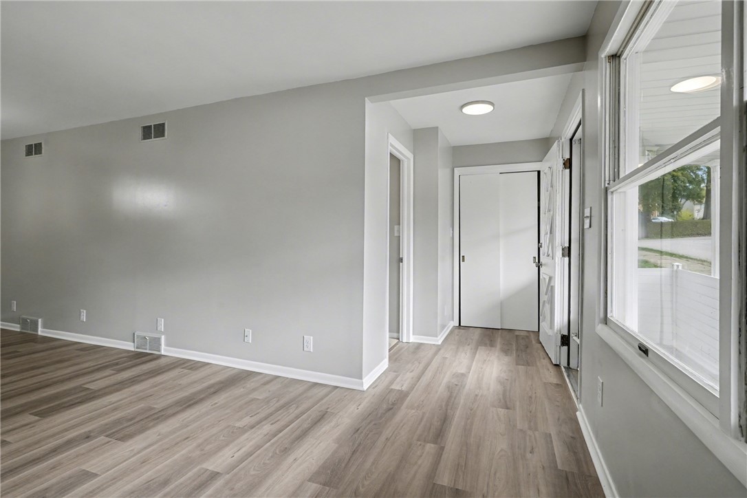 841 E Lutton St – photo 5