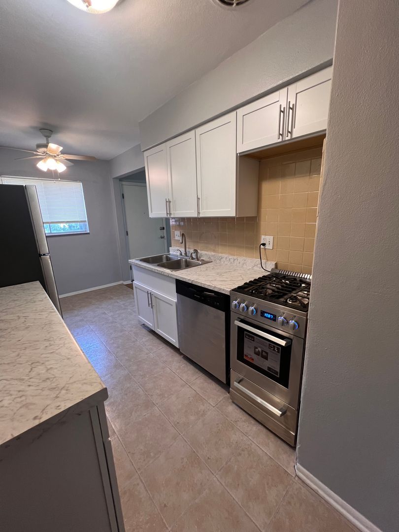 7104 Plateau Ave unit 7104-A Plateau – photo 1