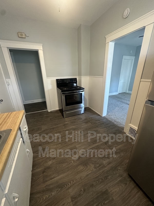 3585 E 129th St – photo 4