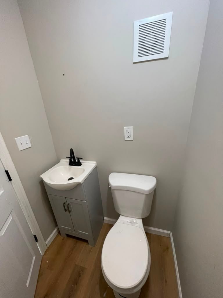 720 E 258th St – photo 5