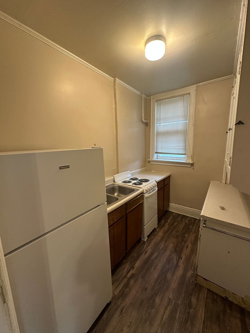 905 5th St N unit 2 – photo 3