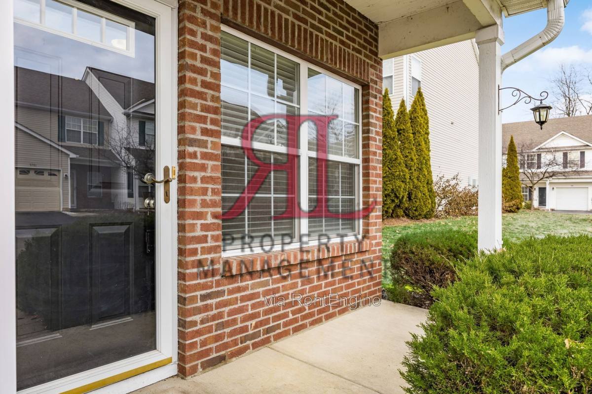 1273 Grove Dr unit 1 – photo 3