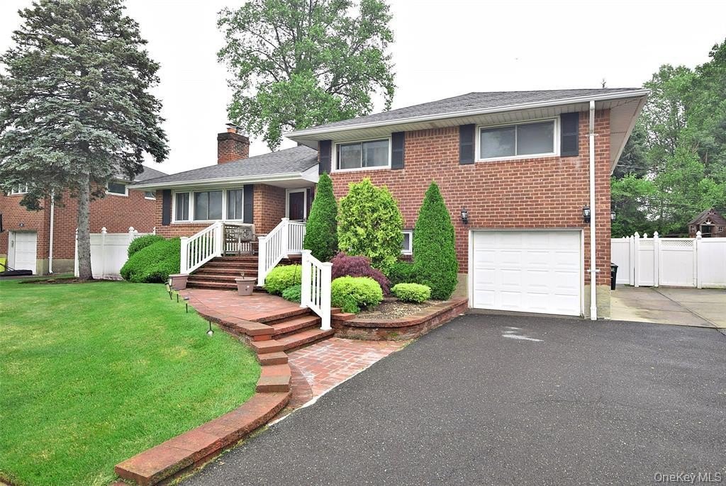 51 Whitman Ave – photo 2